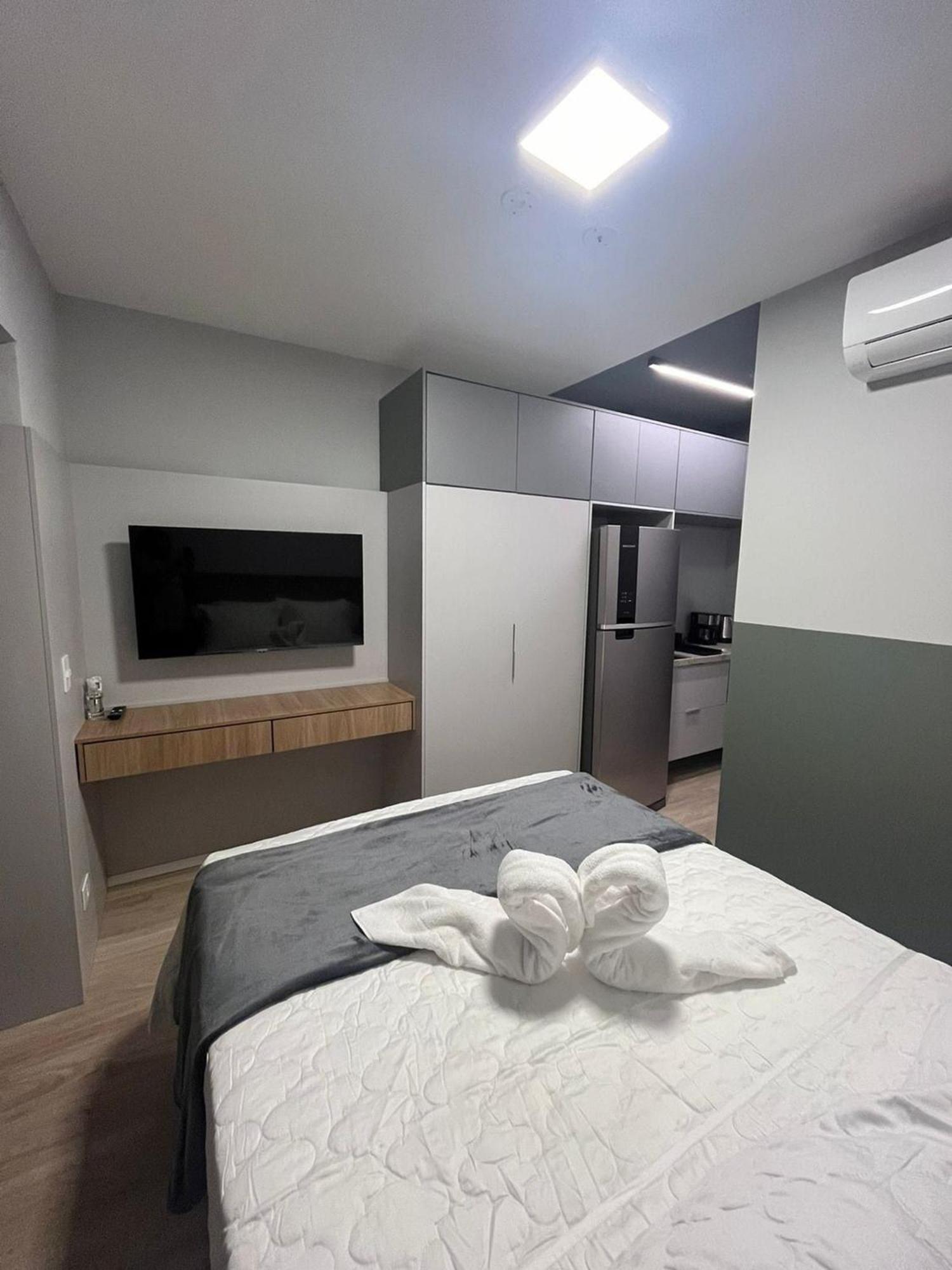 Mariana Lindo E Novo Apartamento